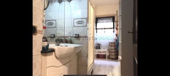 3 rooms Apartment in Rome, Italy No. 256943 9