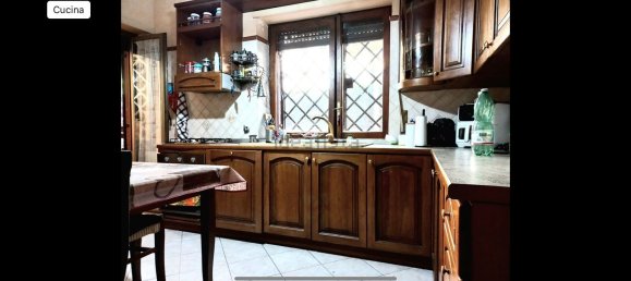 3 rooms Apartment in Rome, Italy No. 256943 7