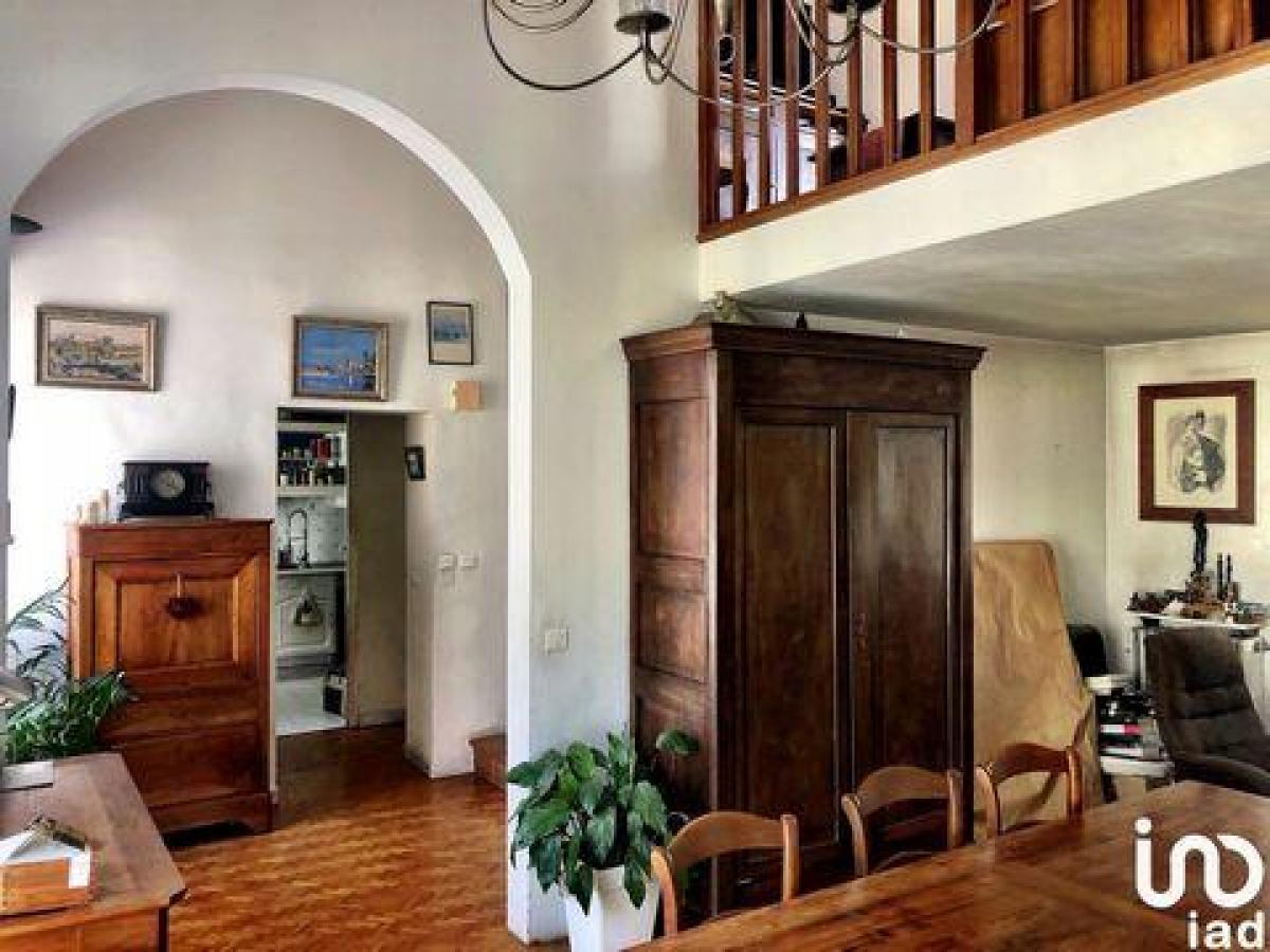 3 Schlafzimmer Haus in Nimes, France, Nr. 23271