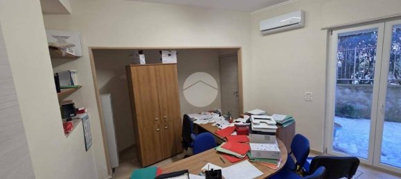 3-Zimmer Wohnung in Montesarchio, Italy, Nr. 271296 6