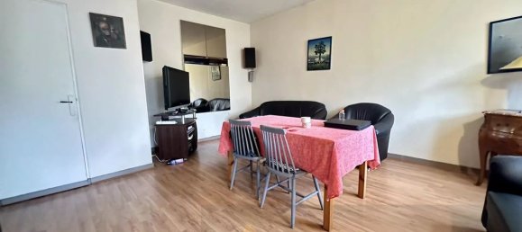 4 bedrooms House in Bondy, France No. 163679 3