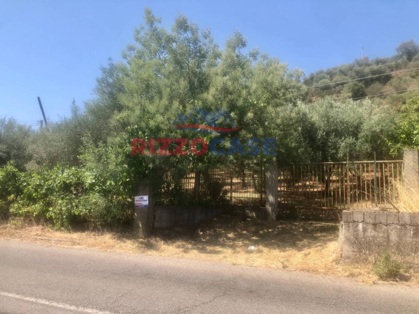 6100m² Land in Corigliano Rossano, Italy No. 173668