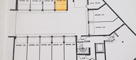 Garage in Strasbourg, France, Nr. 230751 2