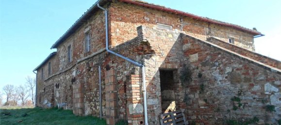 6 rooms Apartment in Chiusi, Italy No. 200003 4