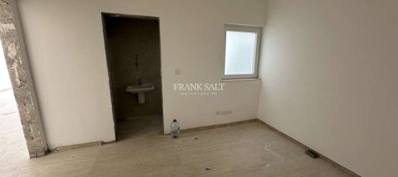 Apartamento T3 em Birzebbuga, Malta N.º 1455 8