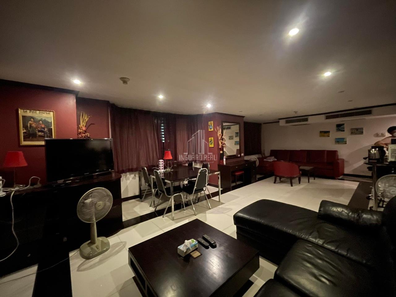 2 bedrooms Condo in Khlong Toei, Thailand No. 8888