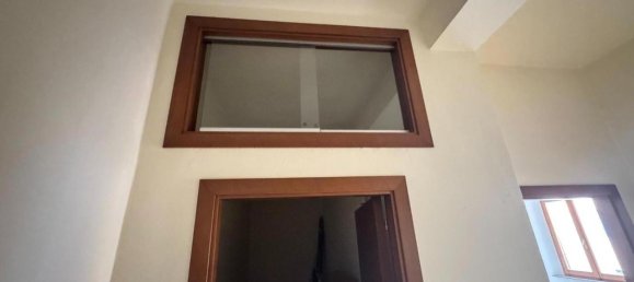 3 rooms Apartment in Poggibonsi, Italy No. 38326 17