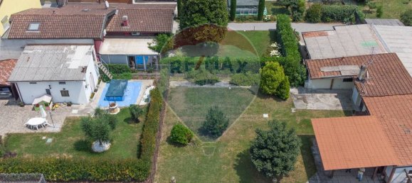 Grundstück in Castel Rozzone, Italy 512m², Nr. 309132 7