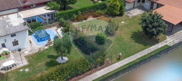 Grundstück in Castel Rozzone, Italy 512m², Nr. 309132 6