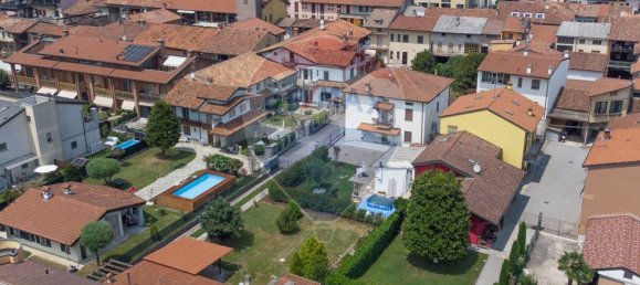 Grundstück in Castel Rozzone, Italy 512m², Nr. 309132 12