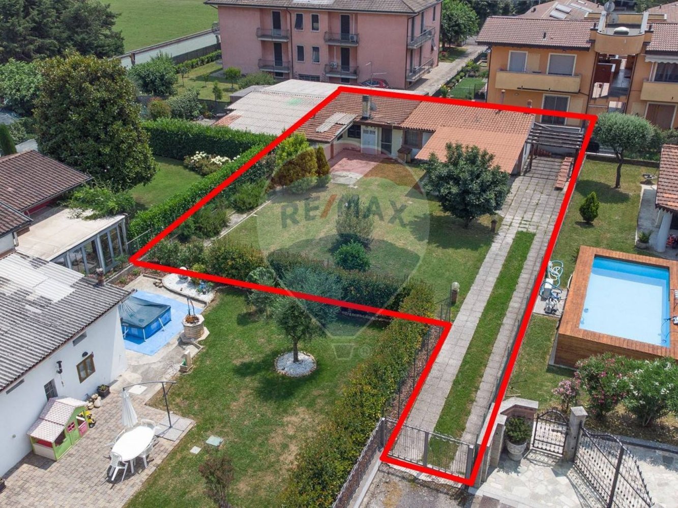Grundstück in Castel Rozzone, Italy 512m², Nr. 309132
