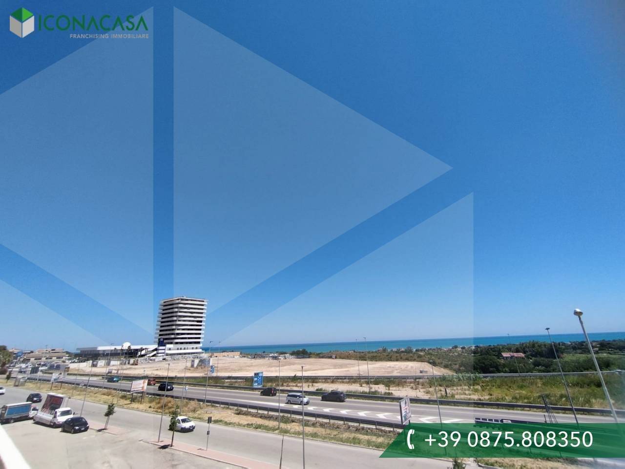 2 Schlafzimmer Penthouse in Termoli, Italy, Nr. 290939