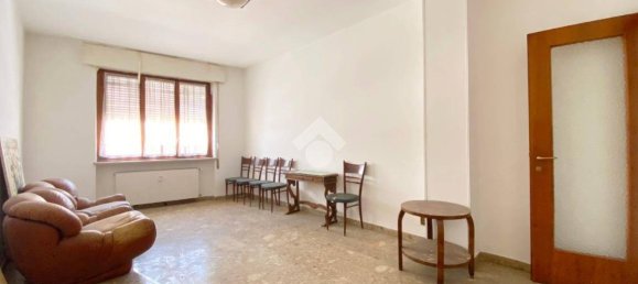 3 bedrooms Apartment in Carrara, Italy No. 133236 16
