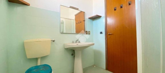 3 bedrooms Apartment in Carrara, Italy No. 133236 7