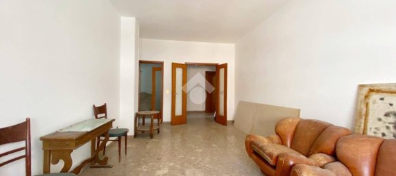 3 bedrooms Apartment in Carrara, Italy No. 133236 9
