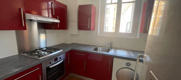 2 bedrooms Apartment in Courbevoie, France No. 176603 10