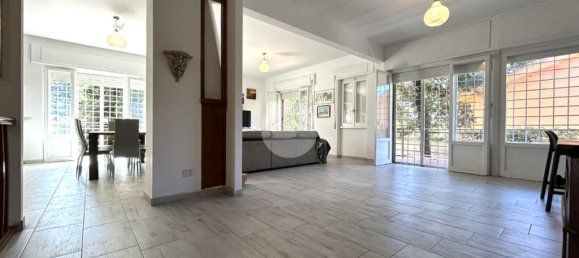 4 bedrooms Duplex in Anzio, Italy No. 324716 2