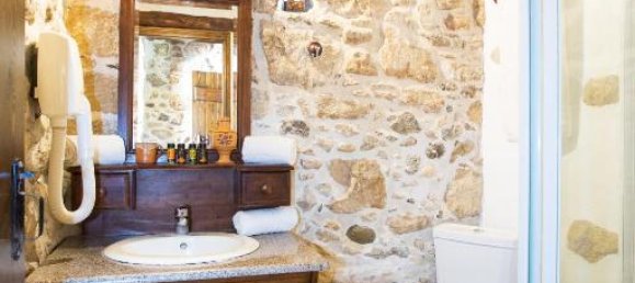 2 bedrooms Commercial property in Heraklion, Greece No. 8876 14