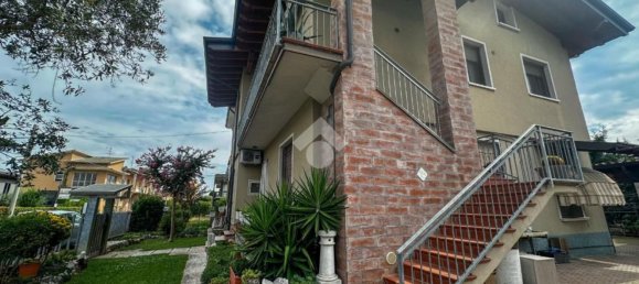 3 rooms Apartment in Manerbio, Italy No. 259018 36