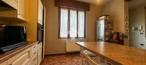 3 rooms Apartment in Manerbio, Italy No. 259018 6