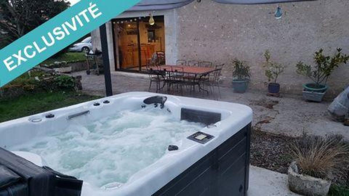 4 bedrooms Farm in La Bussiere, France No. 20168