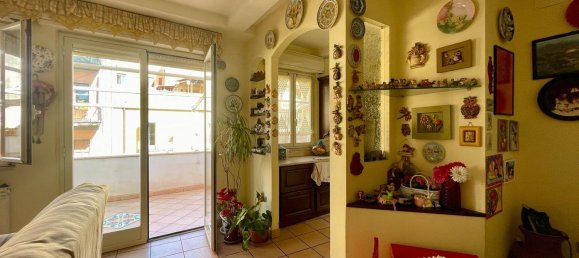 7غرفة شقة في Reggio Calabria, Italy رقم 38501 8