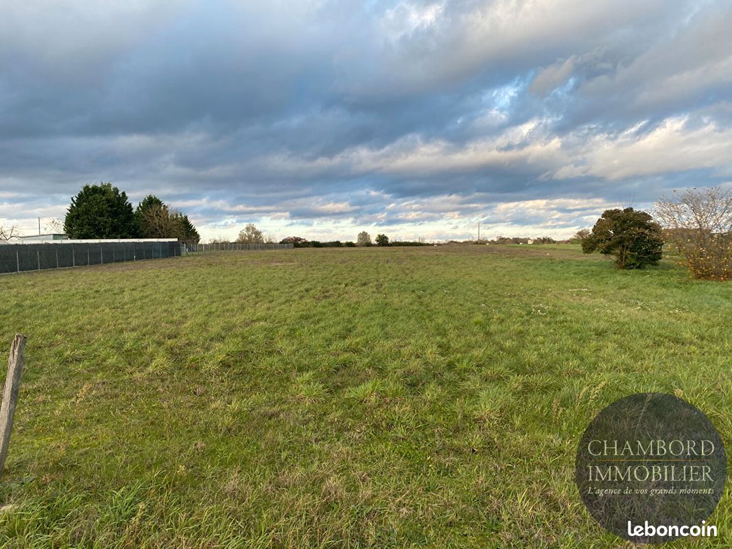 1500m² Land in Soings-en-Sologne, France No. 56593