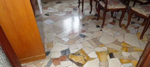 5-salle Appartement à Montespertoli, Italy No. 112852 5