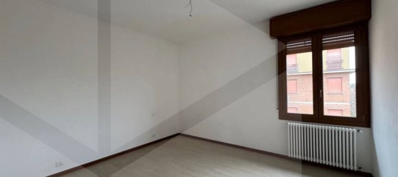 4 bedrooms Apartment in Sassuolo, Italy No. 29396 15