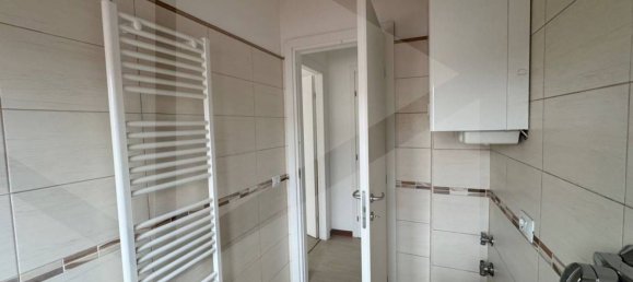 4 bedrooms Apartment in Sassuolo, Italy No. 29396 27