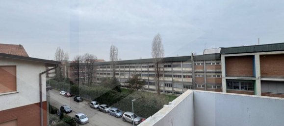 4 bedrooms Apartment in Sassuolo, Italy No. 29396 33