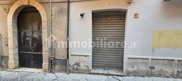1 room Commercial property in Benevento, Italy No. 277612 4