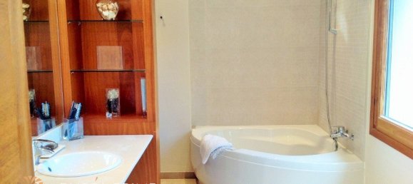 6 Schlafzimmer Villa in Castelldefels, Spain, Nr. 73 7