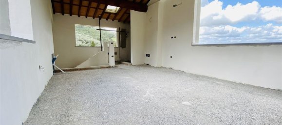 6 rooms House in Capannori, Italy No. 42728 10