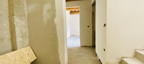 6 rooms House in Capannori, Italy No. 42728 32