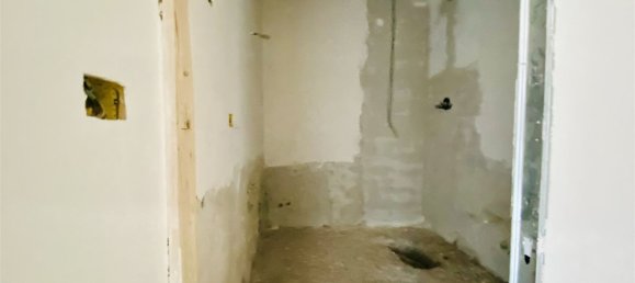 6 rooms House in Capannori, Italy No. 42728 6