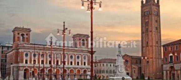 Вилла с 4 спальнями в Форли, Италия № 178436 4