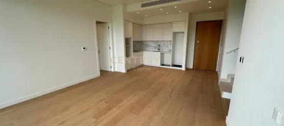 4 bedrooms Penthouse in Germasogeia, Cyprus No. 5797 5