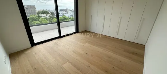 4 bedrooms Penthouse in Germasogeia, Cyprus No. 5797 10