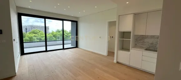 4 bedrooms Penthouse in Germasogeia, Cyprus No. 5797 3