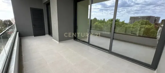 4 bedrooms Penthouse in Germasogeia, Cyprus No. 5797 15