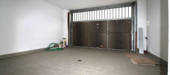 7 bedrooms House in Cirié, Italy No. 121590 9