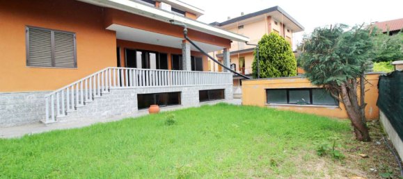 7 bedrooms House in Cirié, Italy No. 121590 5