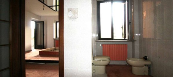 7 bedrooms House in Cirié, Italy No. 121590 29