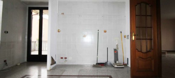 7 bedrooms House in Cirié, Italy No. 121590 22