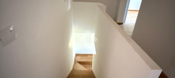 5 bedrooms Apartment in Colleferro, Italy No. 375936 10