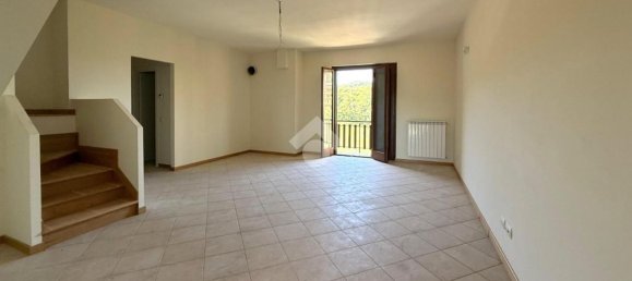 5 bedrooms Apartment in Colleferro, Italy No. 375936 3