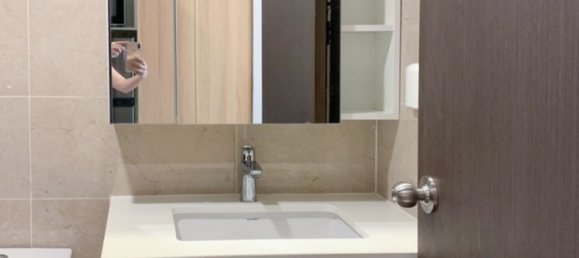 Studio in District 4, Vietnam No. 16154 4