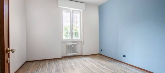 2 bedrooms Apartment in Brescia, Italy No. 374977 7