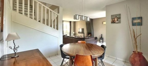 4 bedrooms House in Val-d'Oise, France No. 307627 6